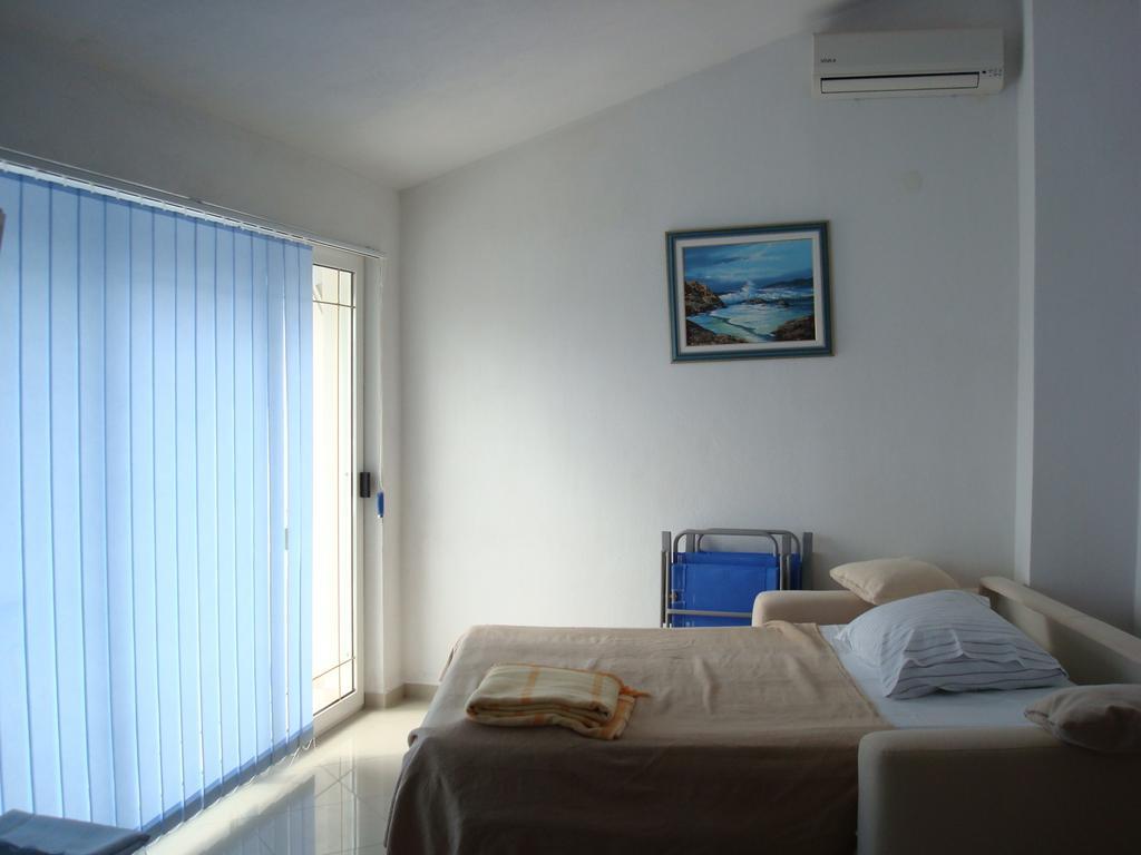 روغوزنيكا Apartments 4 Dolphins الغرفة الصورة