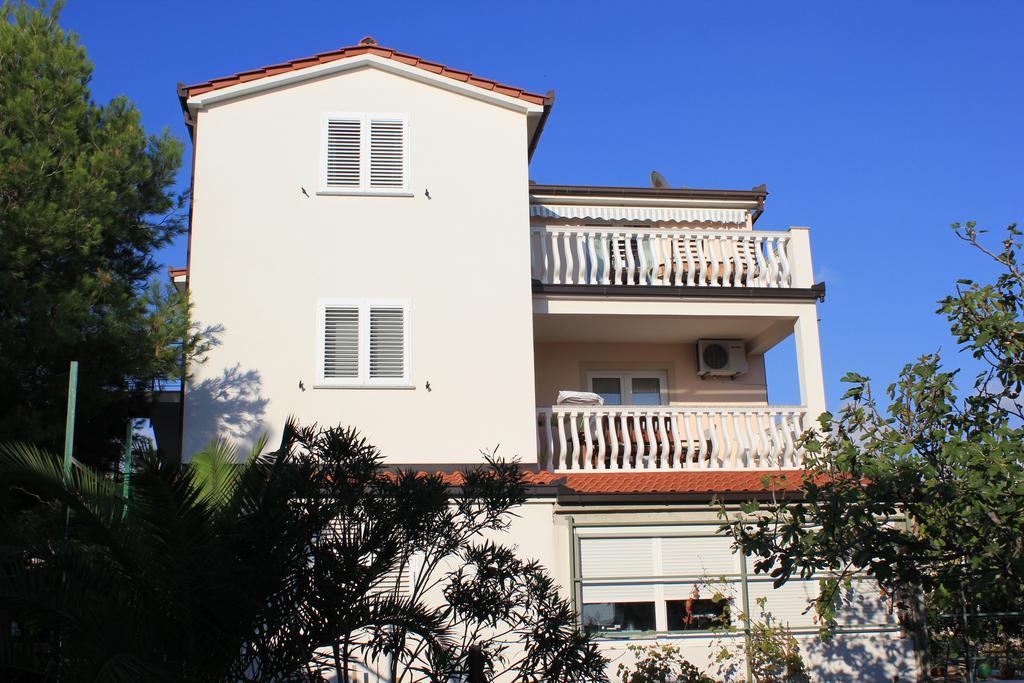روغوزنيكا Apartments 4 Dolphins المظهر الخارجي الصورة
